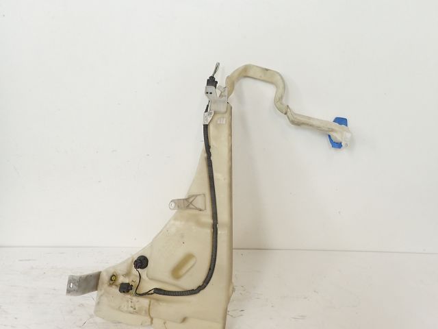Réservoir de lave glace avant