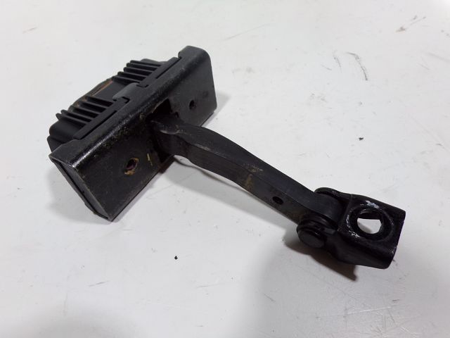 Tirant de porte avant gauche