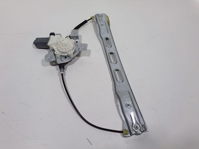 Lève-vitre électrique avant droit