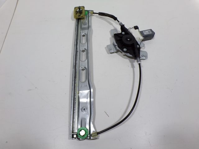 Lève-vitre électrique avant droit