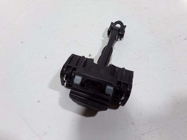 Tirant de porte avant droit