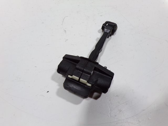 Tirant de porte avant gauche