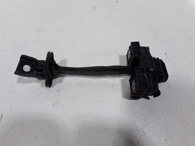 Tirant de porte avant droit