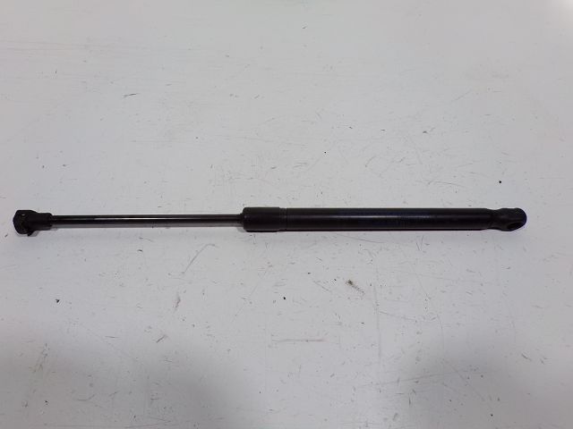 Verin gauche de capot