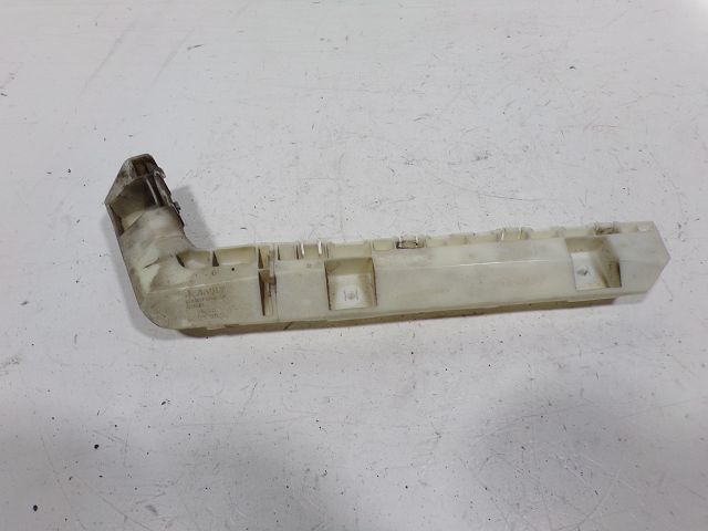 Support gauche de pare-choc arrière