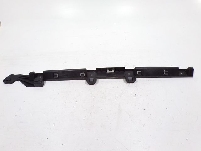 Support central de pare-choc arrière