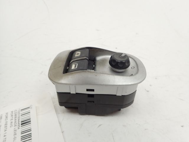 Commande lève-vitre avant gauche