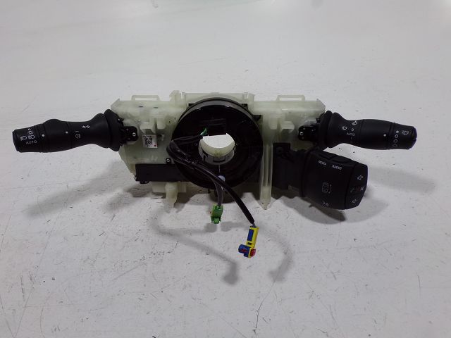 Commande sous-volant