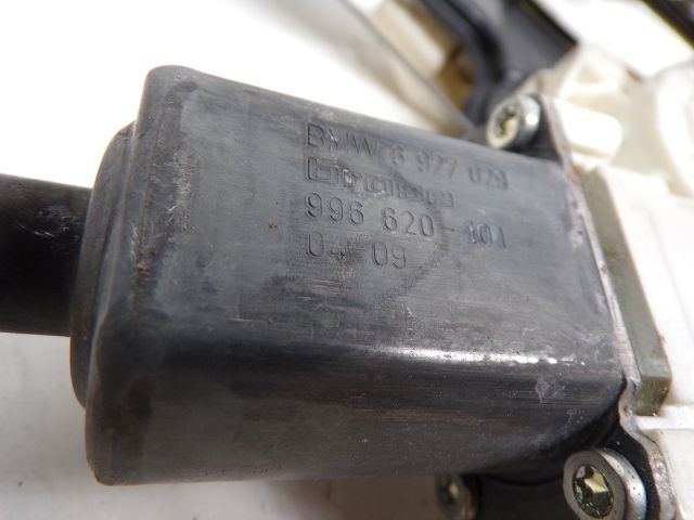 Lève-vitre électrique avant gauche