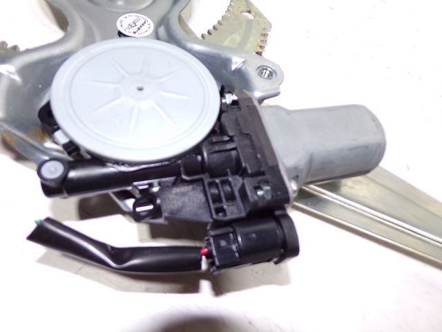 Lève-vitre électrique arrière gauche