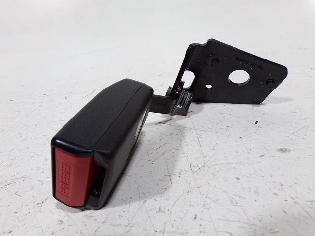 Ancrage ceinture arrière gauche