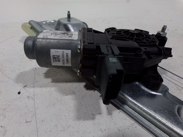 Lève-vitre électrique arrière gauche