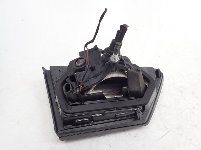 Feu arrière intérieur droit