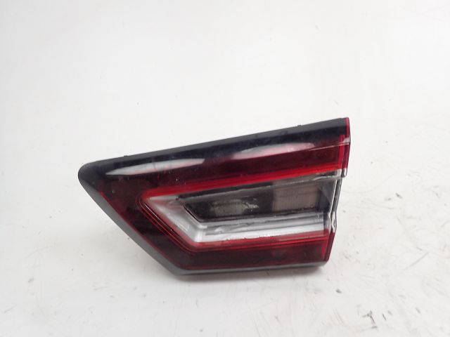 Feu arrière intérieur droit