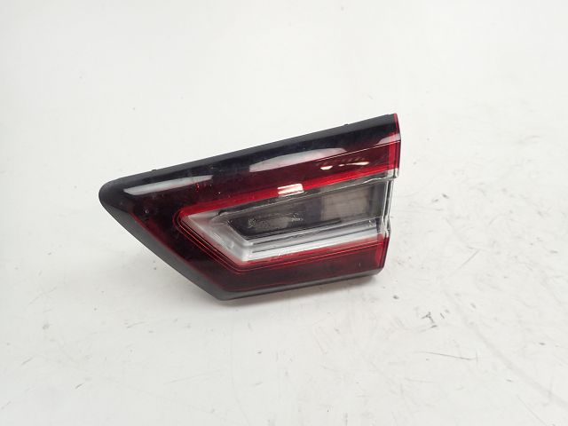 Feu arrière intérieur droit