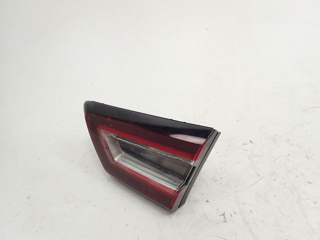 Feu arrière intérieur droit