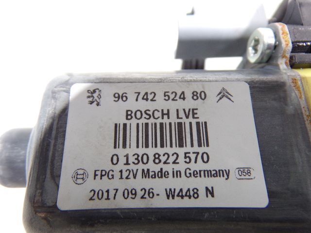 Lève-vitre électrique avant droit