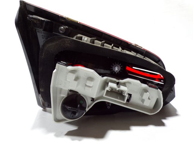 Feu arrière intérieur droit