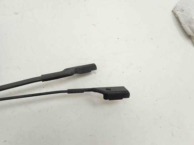 Bras d'essuie-glace avant