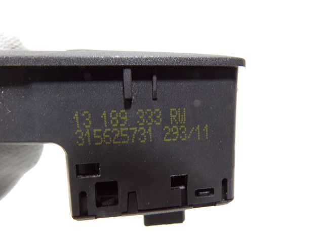 Commande lève-vitre avant droit