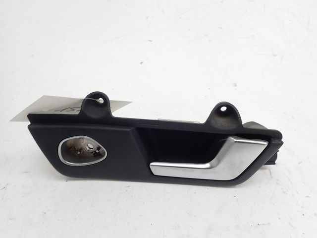 Poignée intérieure porte avant droite