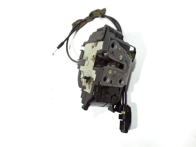 Serrure de porte arrière droite
