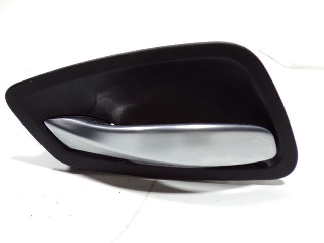 Poignée intérieure porte arrière gauche