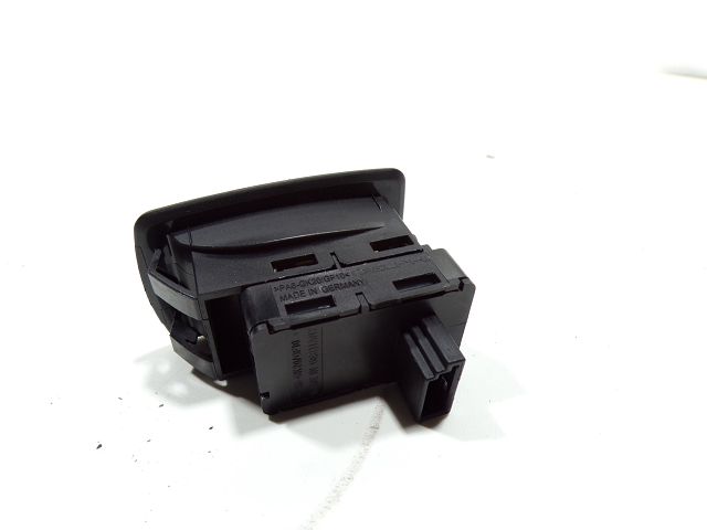 Commande lève-vitre avant droit