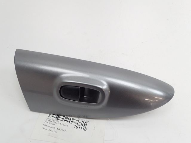 Commande lève-vitre avant droit