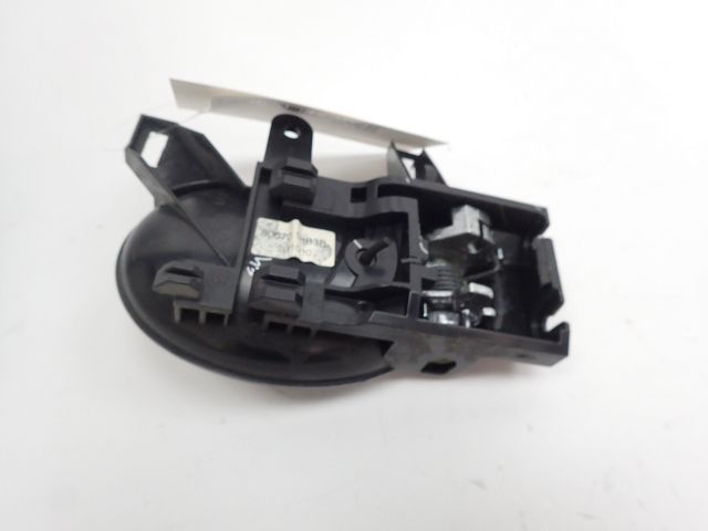 Poignée intérieure porte avant droite