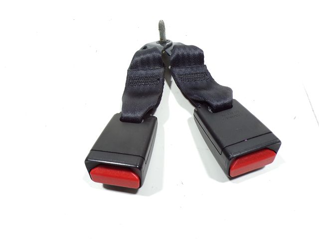 Ancrage ceinture arrière droit