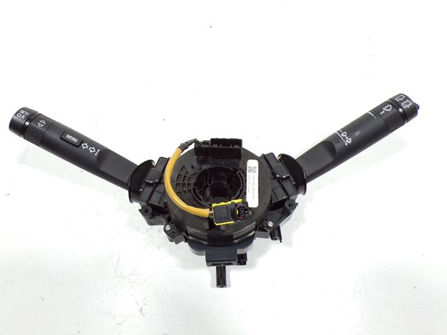 Commande sous-volant