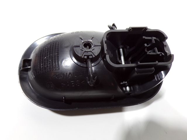 Poignée intérieure porte avant gauche