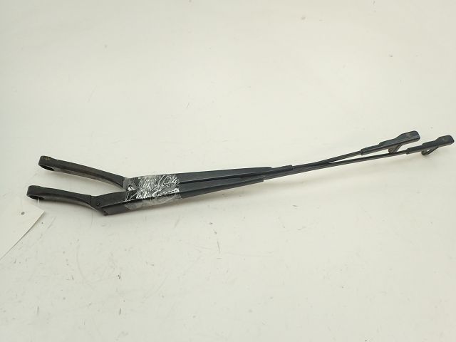 Bras d'essuie-glace avant