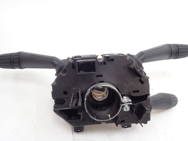 Commande sous-volant