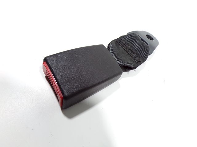 Ancrage ceinture arrière gauche