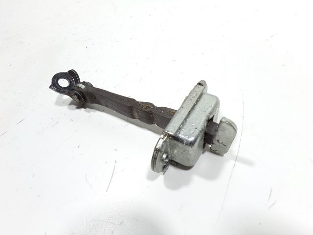 Tirant de porte avant droit