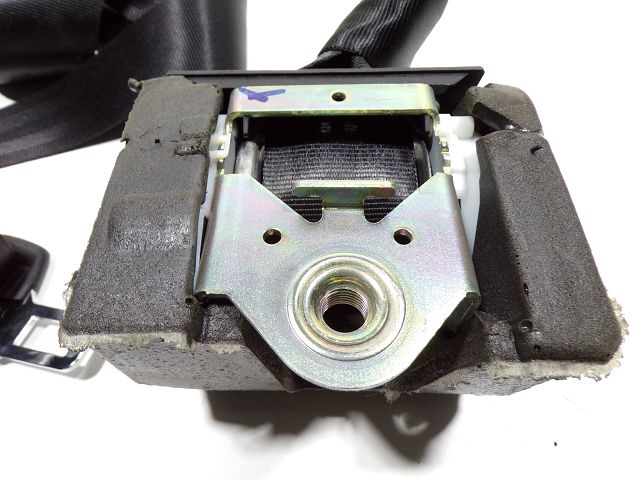 Ceinture arrière droite