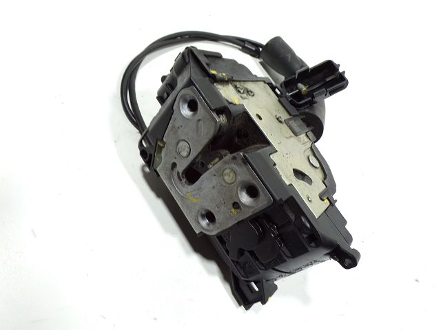 Serrure de porte arrière gauche