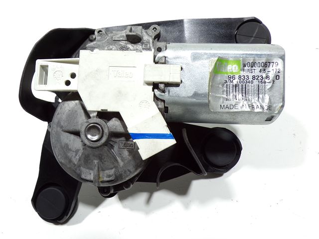 Moteur d'essuie glace arrière