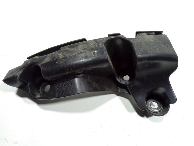 Support gauche de pare-choc arrière