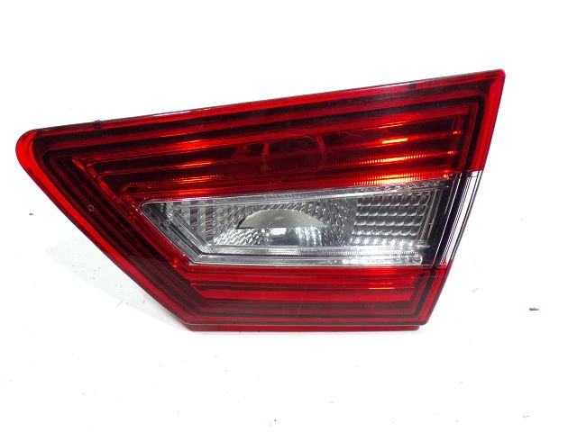 Feu arrière intérieur droit