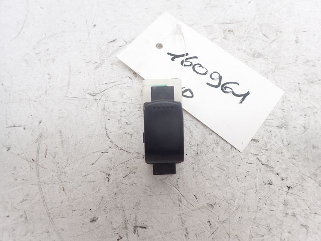 Commande leve-vitre avant droit