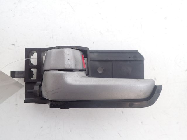 Poignée intérieure porte avant gauche