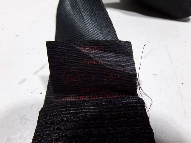 Ceinture arrière droite