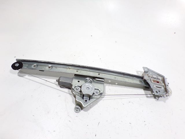 Lève-vitre électrique avant gauche