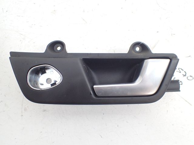 Poignée intérieure porte avant droite