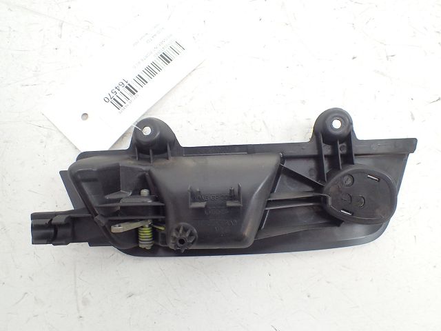 Poignée intérieure porte avant droite