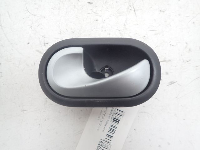 Poignée intérieure porte avant gauche