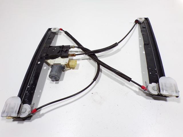Lève-vitre électrique avant gauche